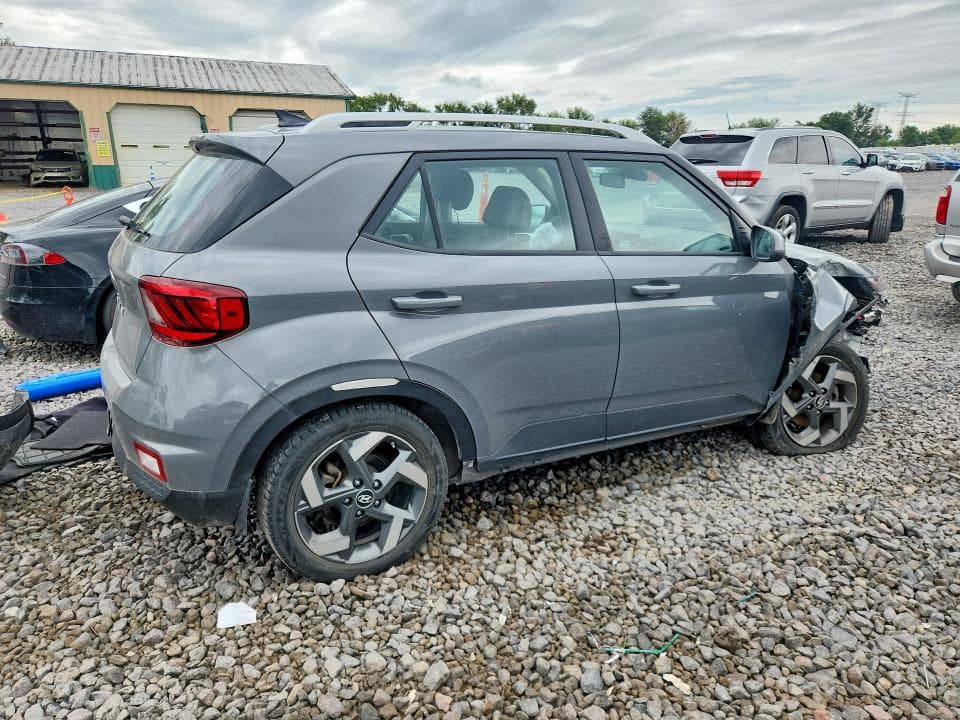 2021 HYUNDAI VENUE SEL 3