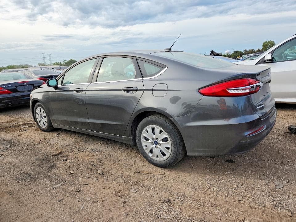 2019 FORD FUSION S 2