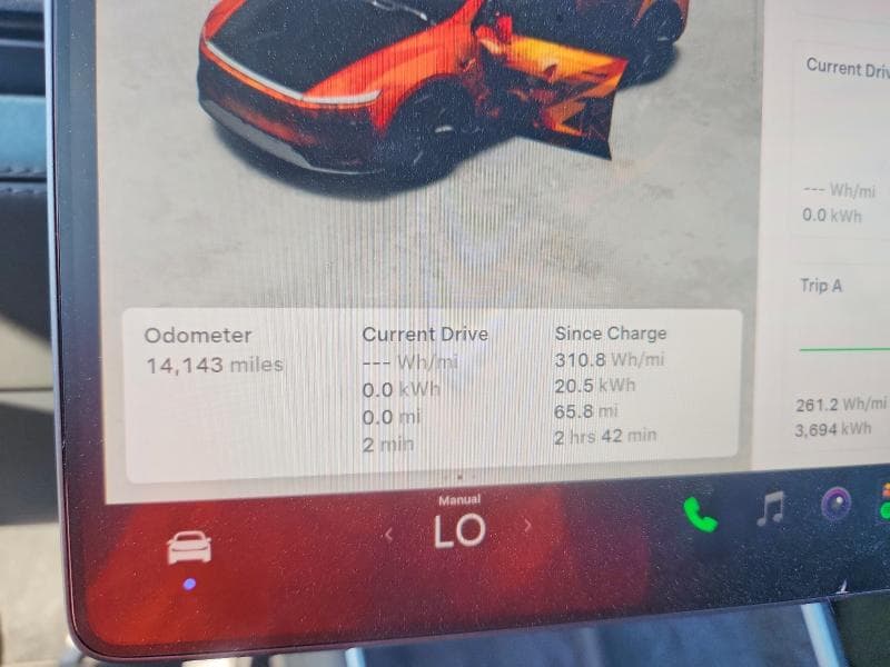 2026 TESLA MODEL Y 9