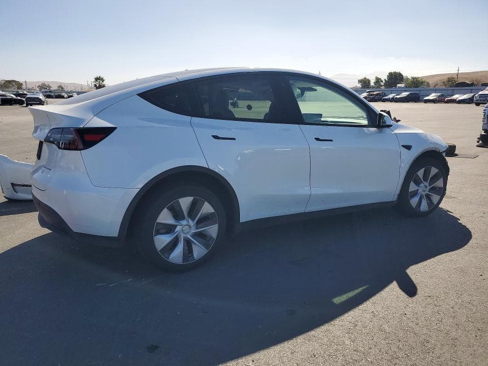 2023 TESLA MODEL Y 3