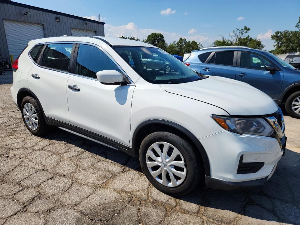 2017 NISSAN ROGUE S 4