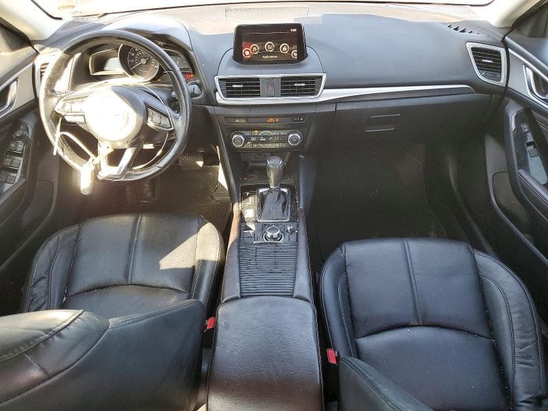 2017 MAZDA 3 TOURING 8