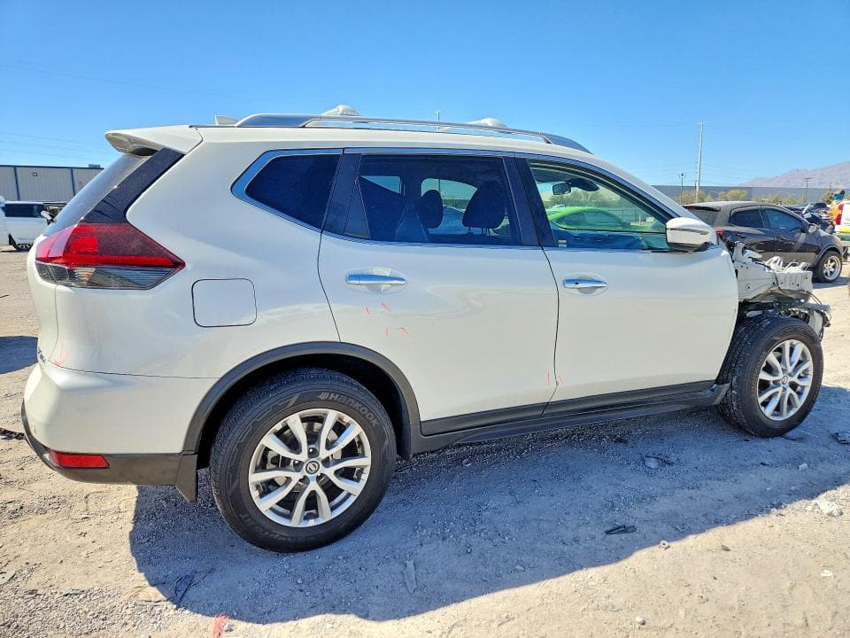 2020 NISSAN ROGUE SV 3