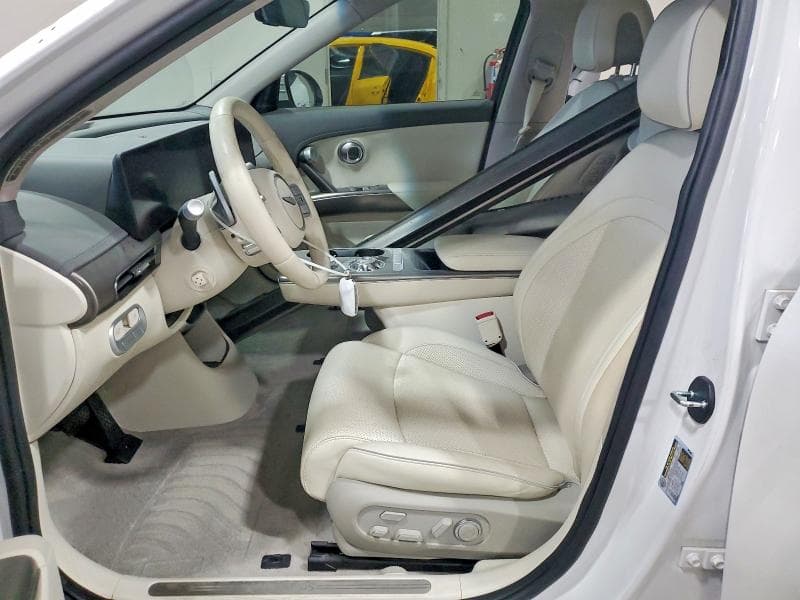 2023 GENESIS GV60 ADVANCED 7