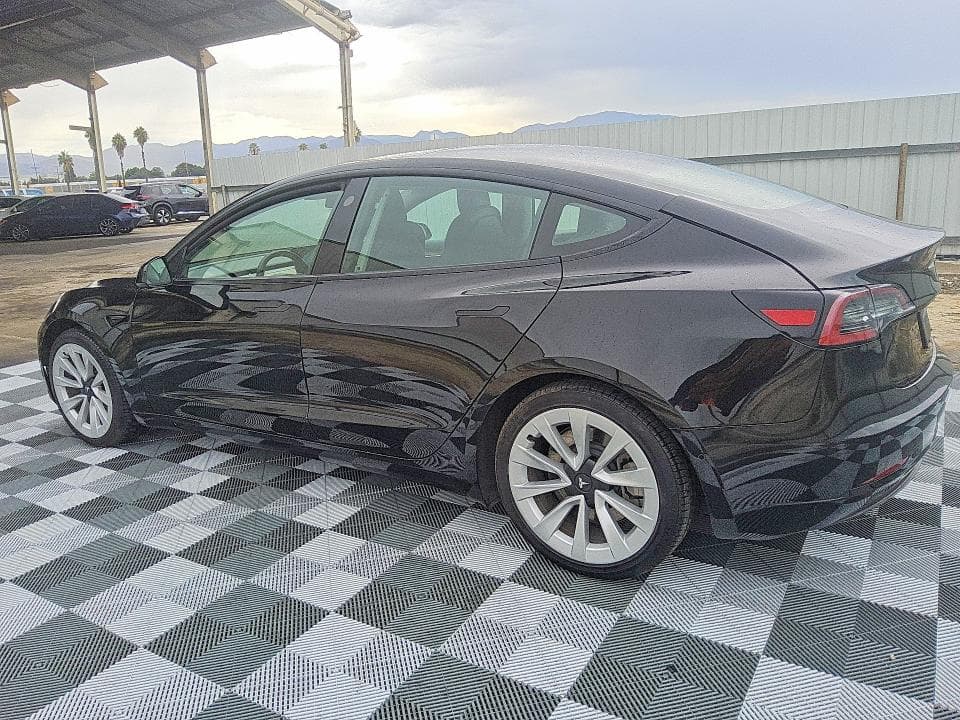 2022 TESLA MODEL 3 2