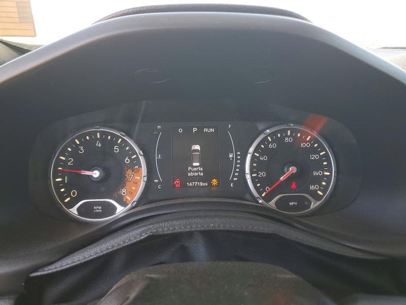 2018 JEEP RENEGADE LATITUDE 9