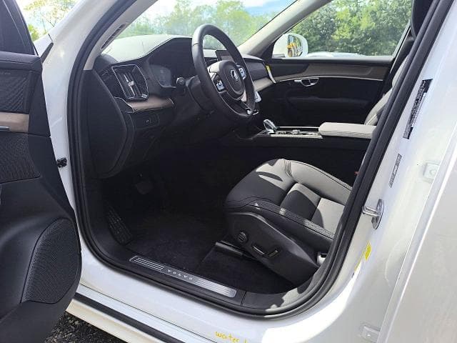 2026 VOLVO XC90 PLUS 7