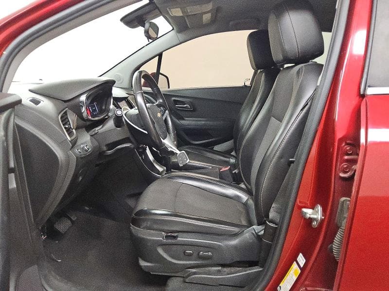 2019 CHEVROLET TRAX 1LT 7