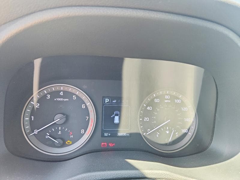 2018 HYUNDAI TUCSON SE 9