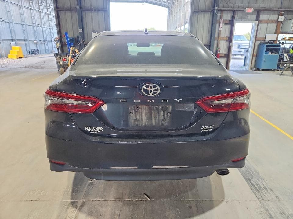 2023 TOYOTA CAMRY XLE 6
