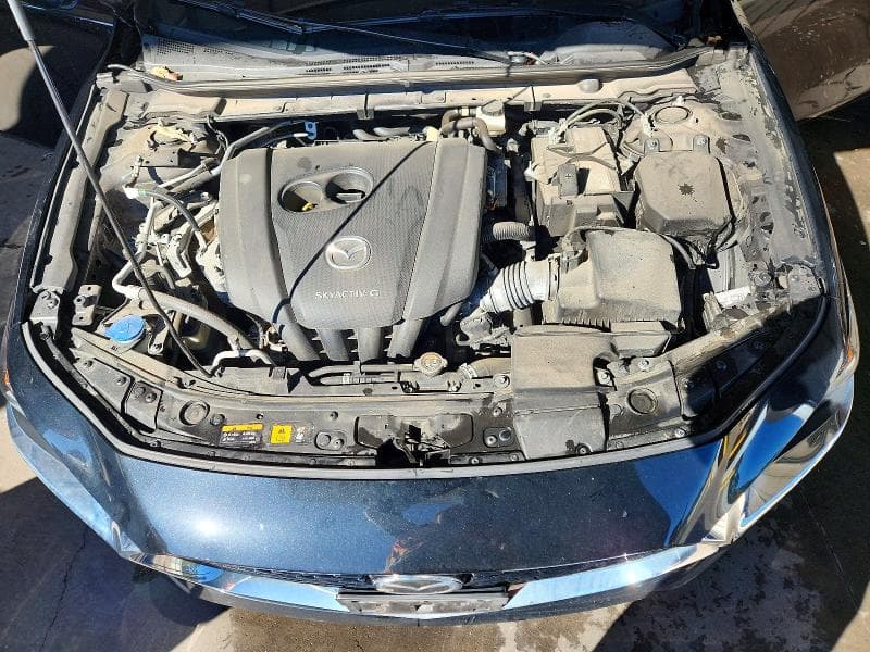 2020 MAZDA 3 PREMIUM 11