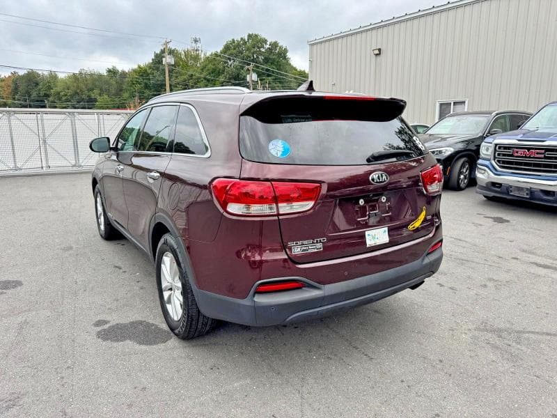 2017 KIA SORENTO LX 2