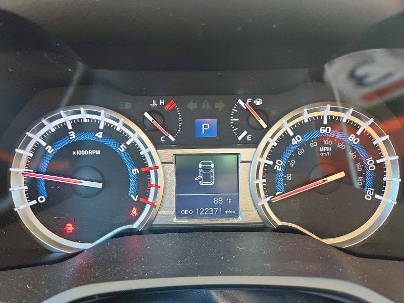 2019 TOYOTA 4RUNNER SR5 9