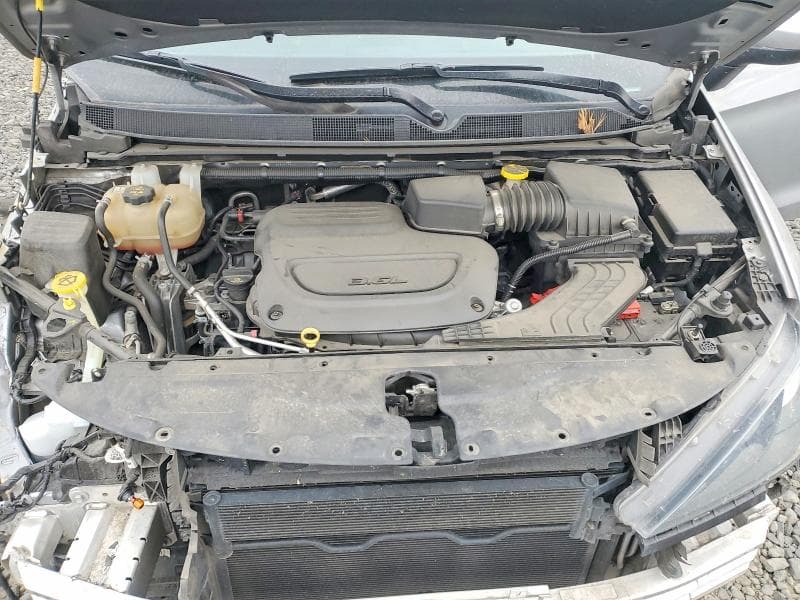 2021 CHRYSLER VOYAGER LXI 12