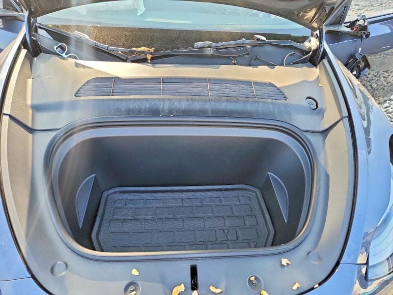 2023 TESLA MODEL Y 11
