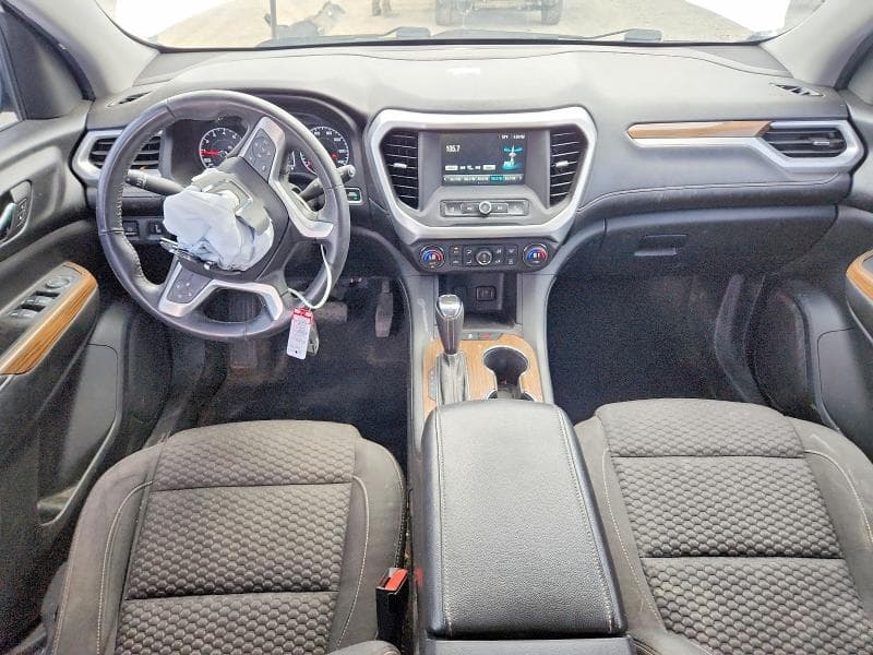 2017 GMC ACADIA SLE 8