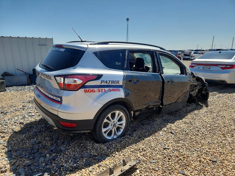 2018 FORD ESCAPE SE 3