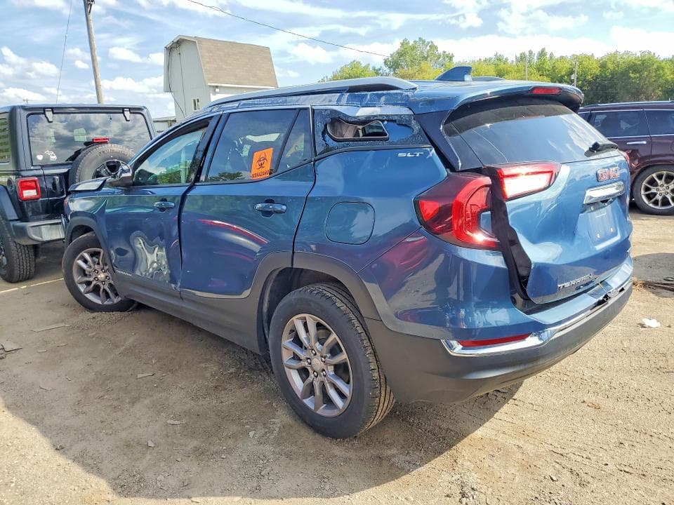 2024 GMC TERRAIN SLT 2