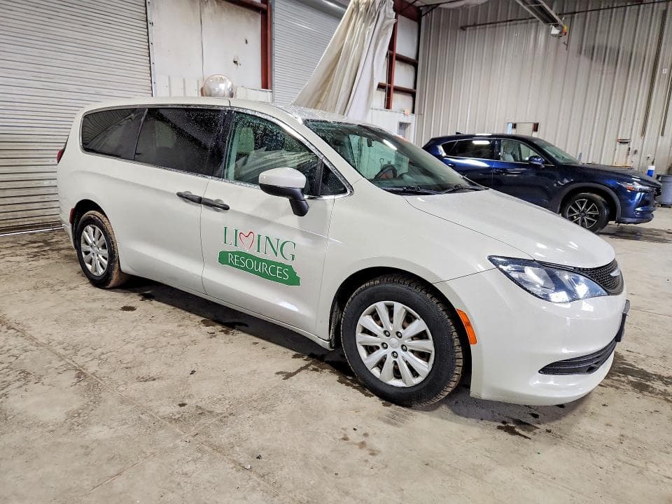 2019 CHRYSLER PACIFICA L 4