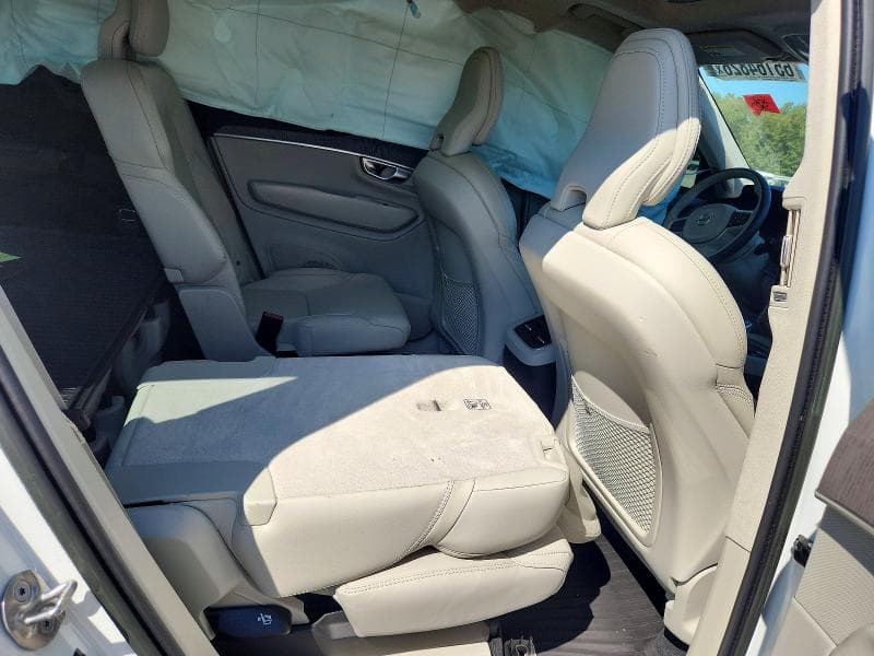 2023 VOLVO XC90 ULTIMATE 10