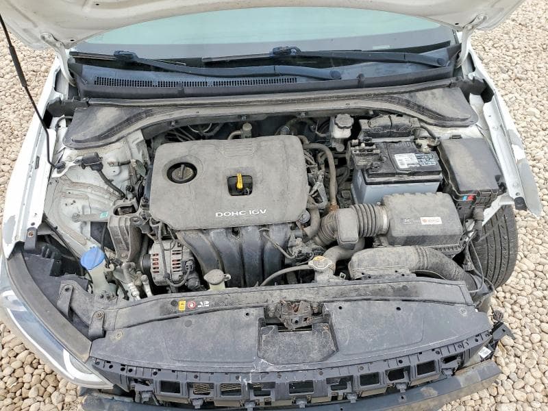 2017 HYUNDAI ELANTRA SE 11
