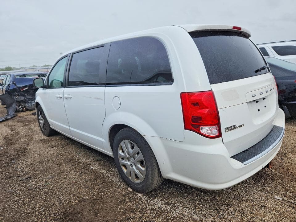 2018 DODGE GRAND CARAVAN SE 2