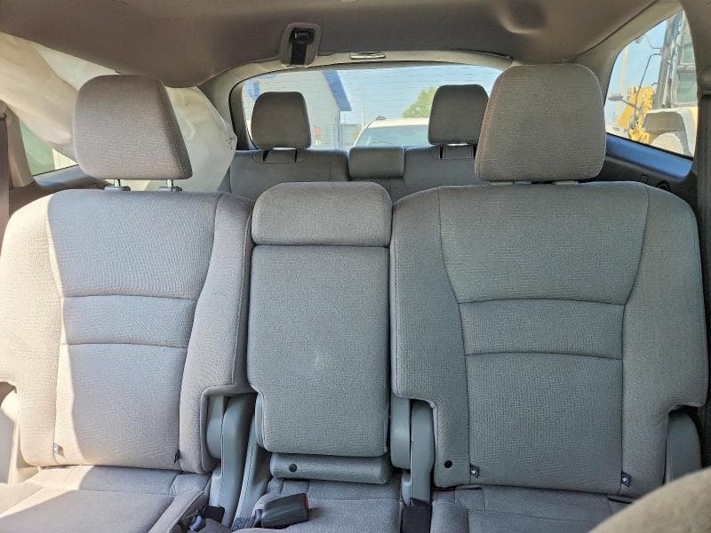 2019 HONDA PILOT EX 10