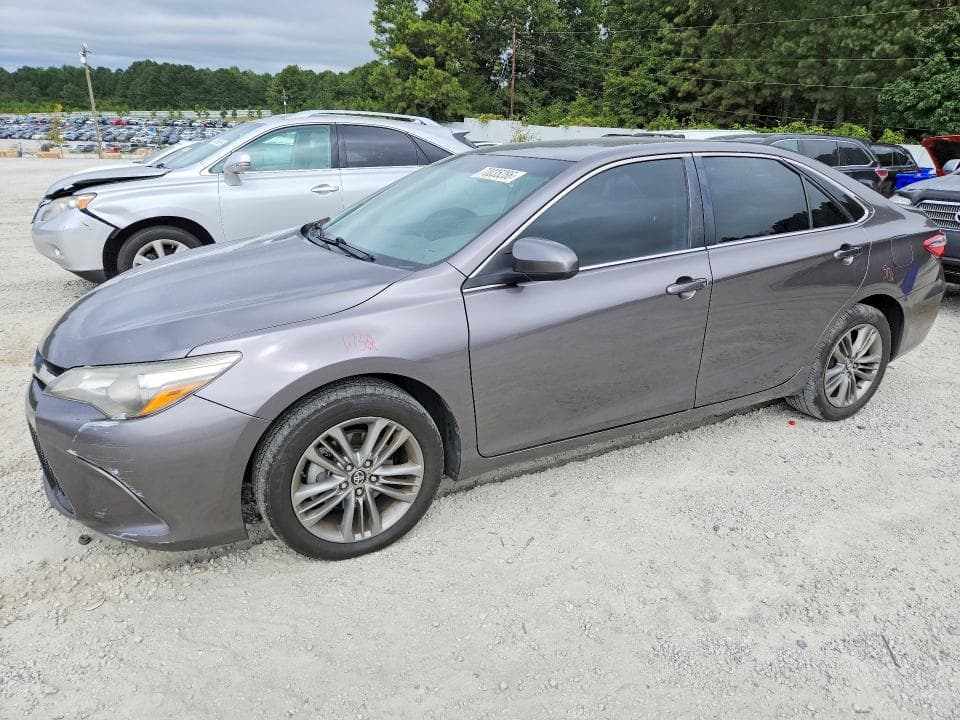 2017 TOYOTA CAMRY SE