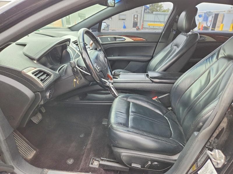 2017 LINCOLN MKZ 7