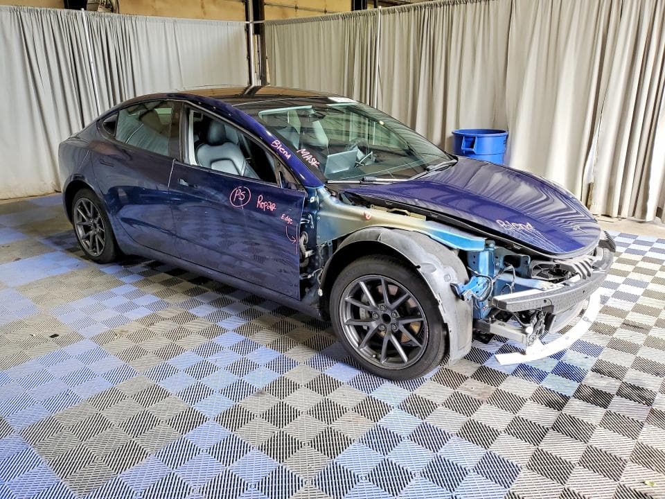 2023 TESLA MODEL 3 4