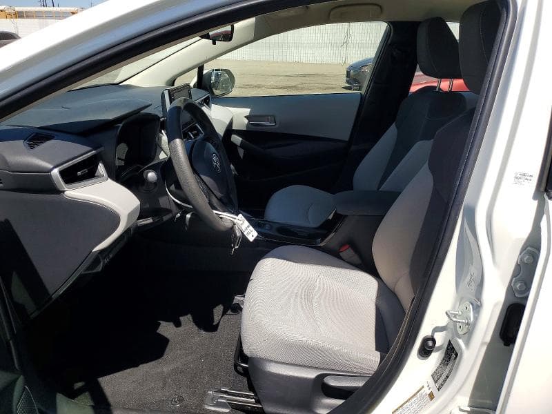 2020 TOYOTA COROLLA LE 7