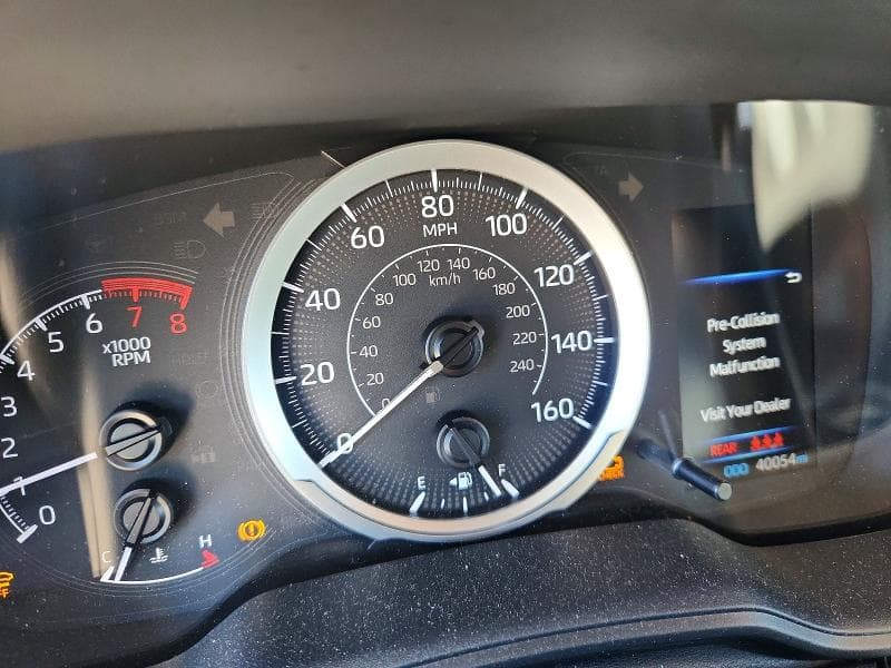 2022 TOYOTA COROLLA LE 9