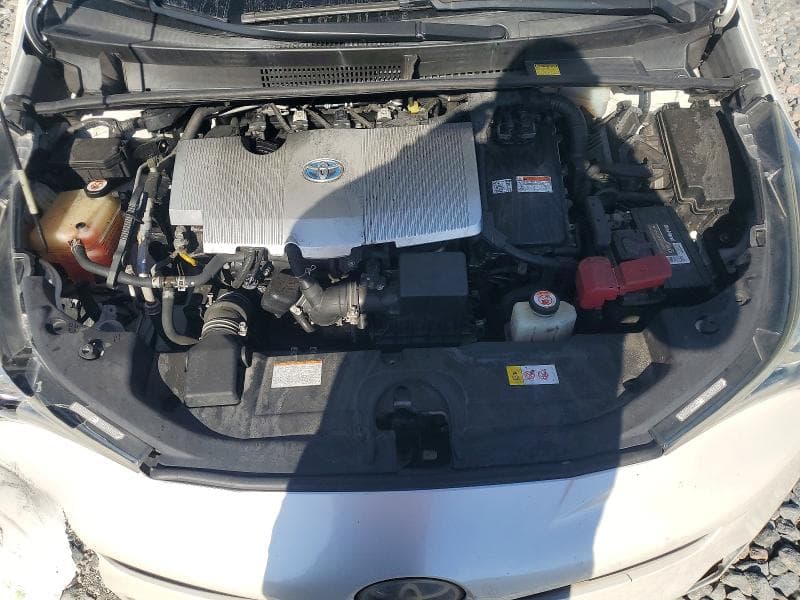 2017 TOYOTA PRIUS TWO 11