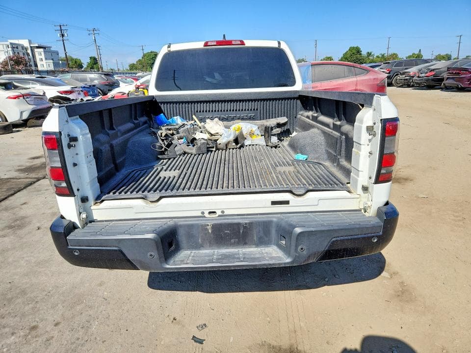 2022 NISSAN FRONTIER 6