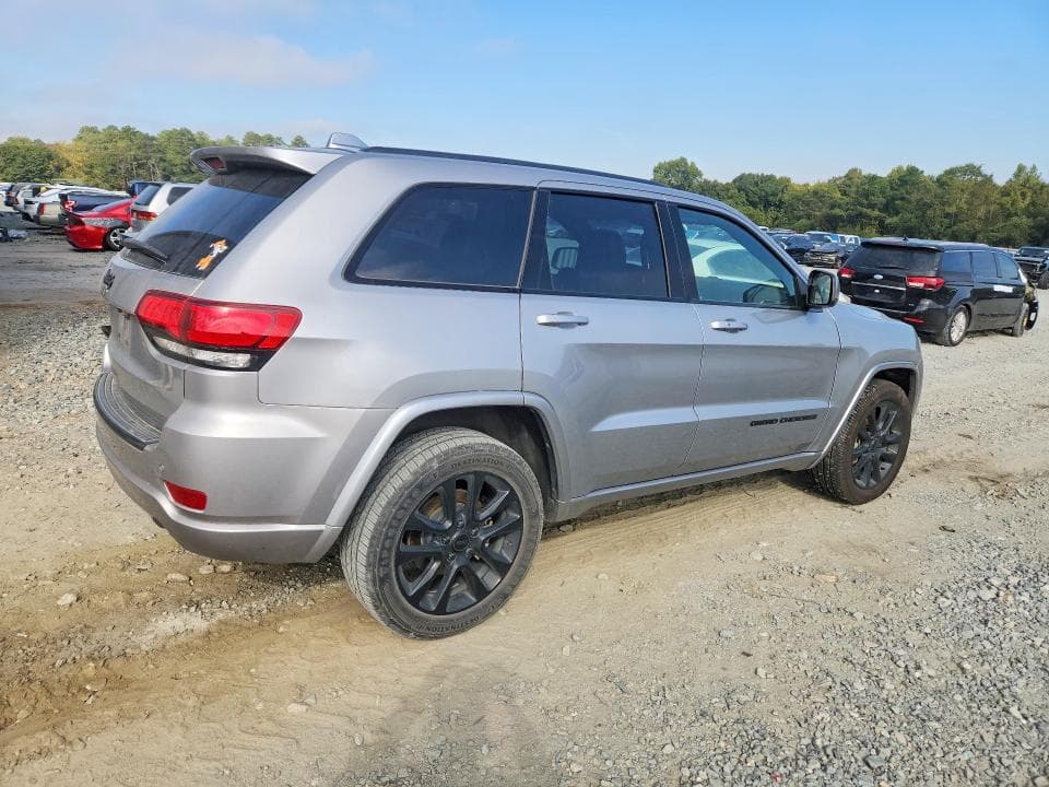 2018 JEEP GRAND CHEROKEE LAREDO 3