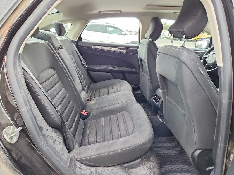 2019 FORD FUSION SE 10