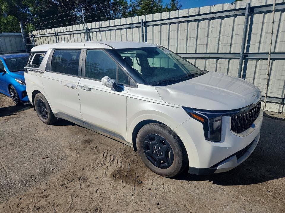 2026 KIA CARNIVAL LXS 4