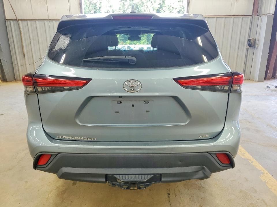 2020 TOYOTA HIGHLANDER XLE 6