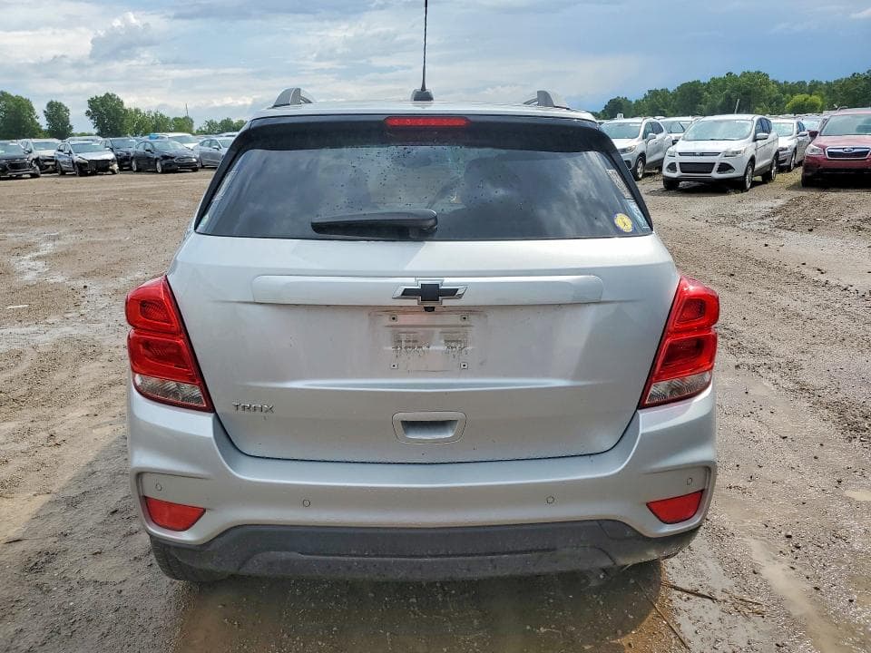 2021 CHEVROLET TRAX 1LT 6