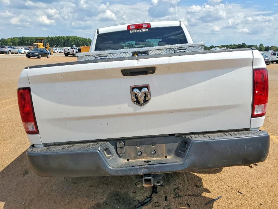 2019 RAM 1500 CLASSIC TRADESMAN 6