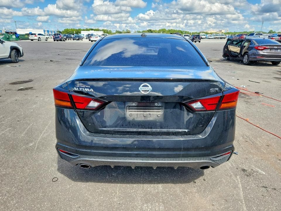 2019 NISSAN ALTIMA SR 6