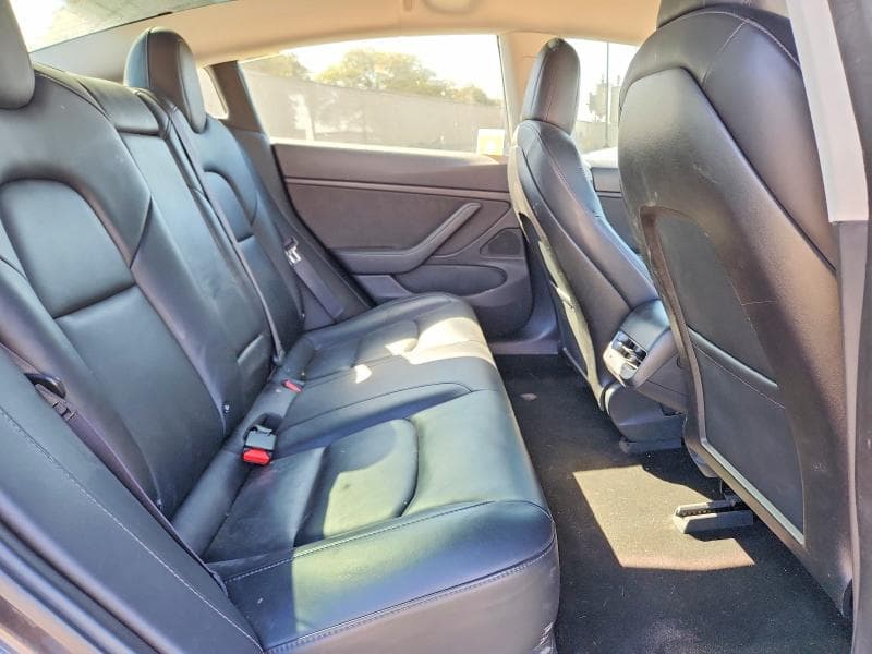 2018 TESLA MODEL 3 10