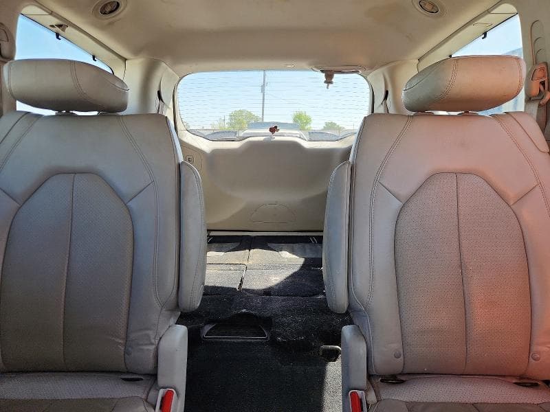 2021 CHRYSLER PACIFICA TOURING L 10