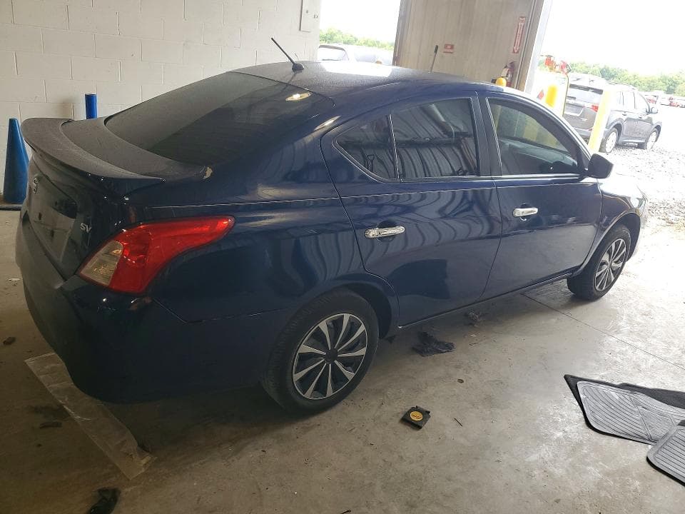 2018 NISSAN VERSA SV 3