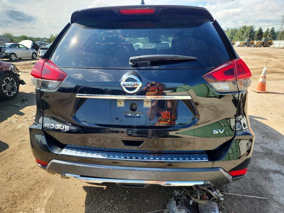 2018 NISSAN ROGUE SV 6