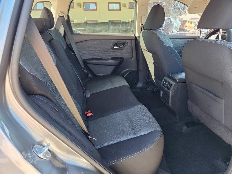 2021 NISSAN ROGUE SV 10
