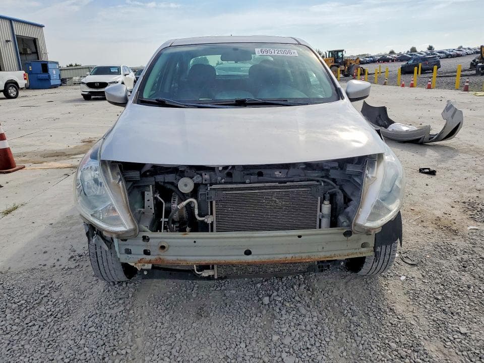 2018 NISSAN VERSA S PLUS 5