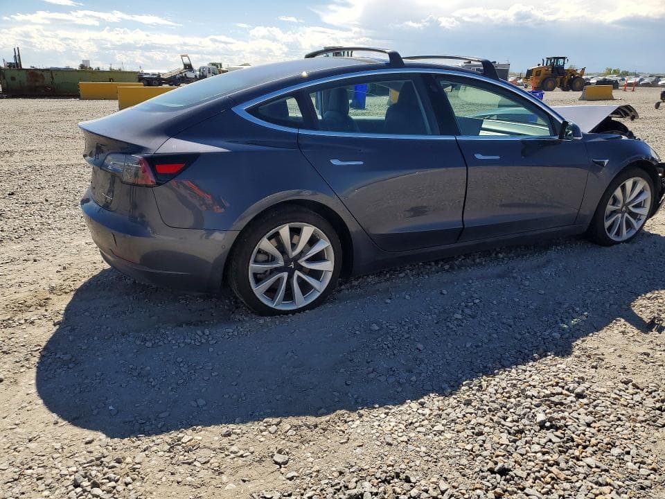 2018 TESLA MODEL 3 3