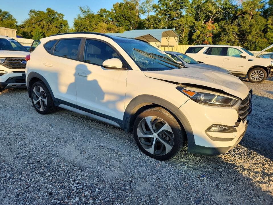 2018 HYUNDAI TUCSON VALUE 4
