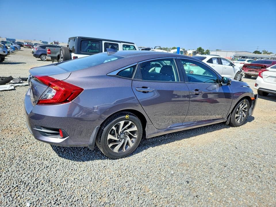 2017 HONDA CIVIC EX 3